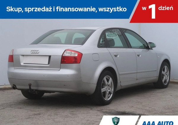 Audi A4 cena 13000 przebieg: 270493, rok produkcji 2004 z Stepnica małe 106